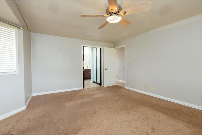 Building Photo - 91-1048 Panapanapuhi St