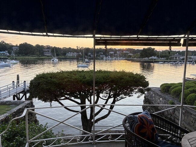 Building Photo - 700 Steamboat Rd