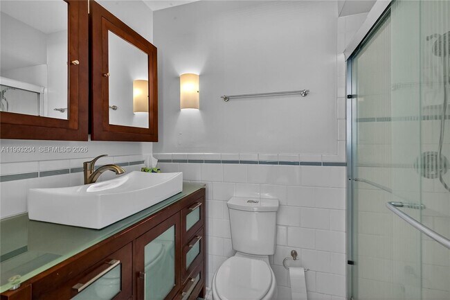 Building Photo - 6767 SW 154th St