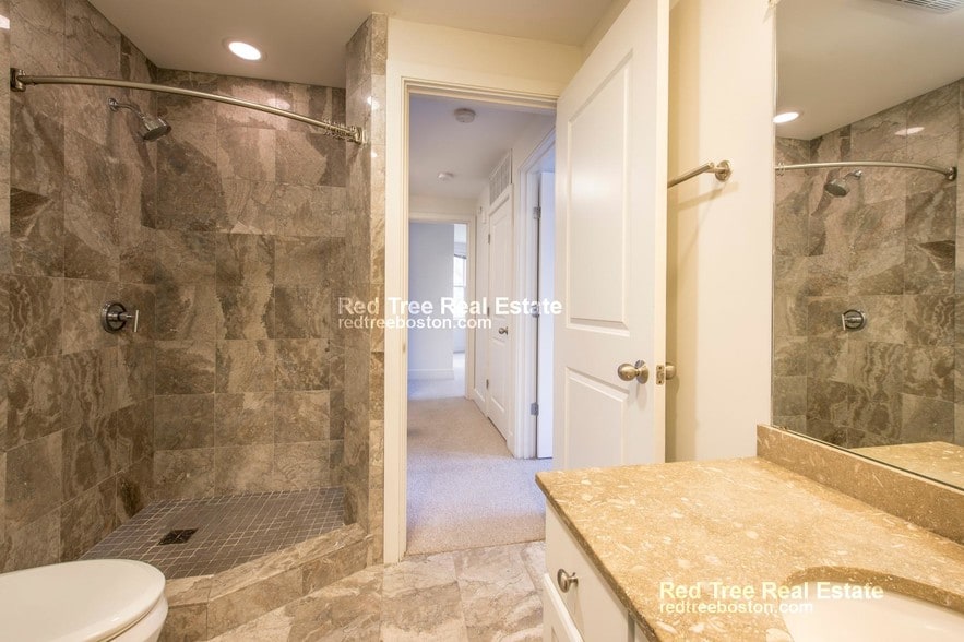 Building Photo - 110 Second St. Unit 109