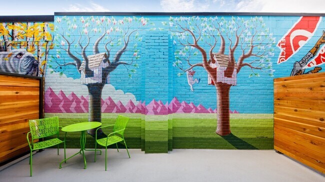 Building Photo - 90 S Logan St