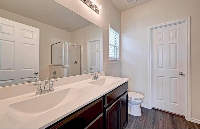 Building Photo - 1623 Avocet Way