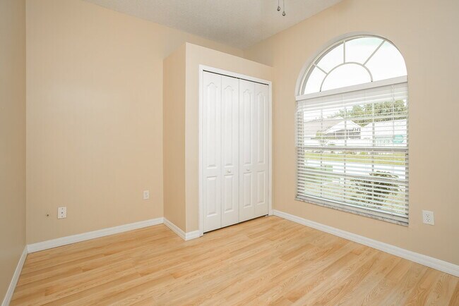 Building Photo - 15822 Pine Lily Ct