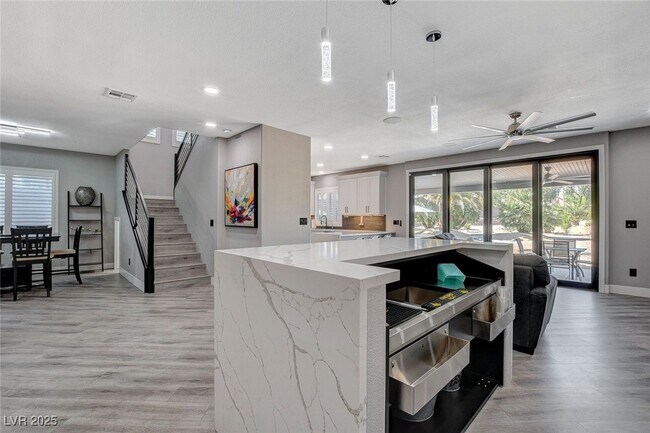 Building Photo - 5938 Creekside Sands Ln