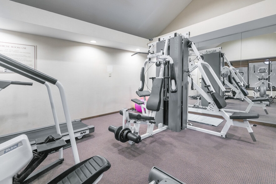 Free for you to use - 515 Donofrio Dr