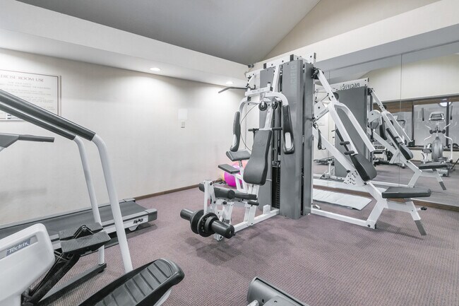 Free for you to use - 515 Donofrio Dr