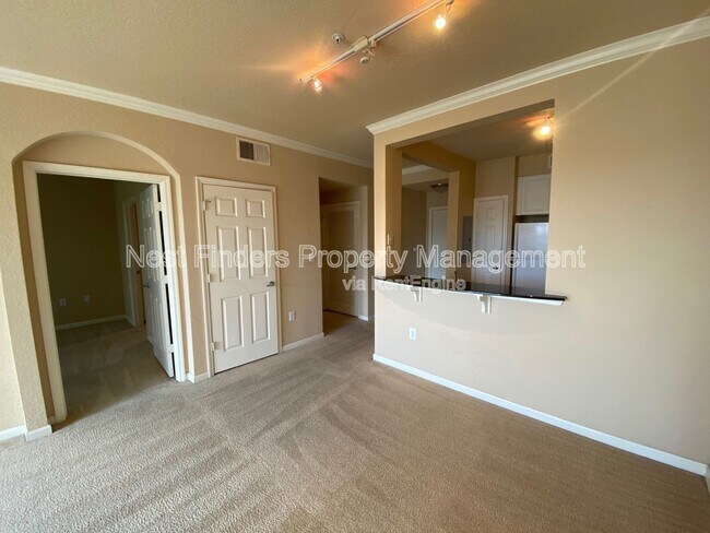 Building Photo - 8539 Gate Pkwy W