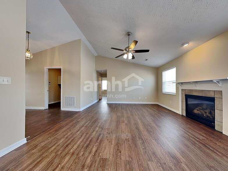 Building Photo - 930 W Jameson Ct