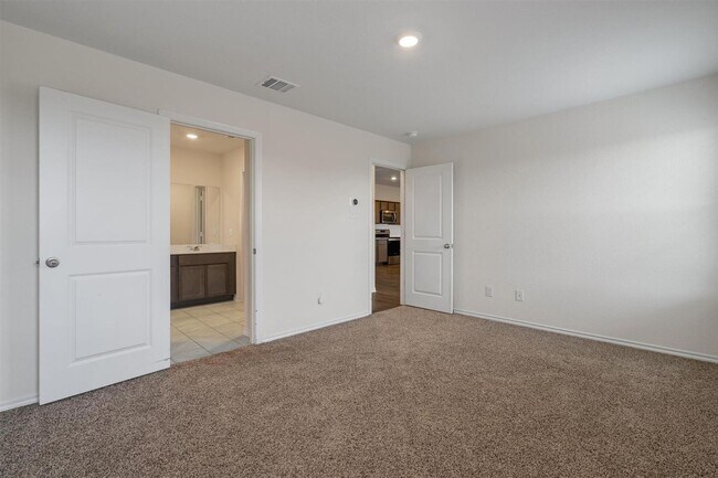 Building Photo - 4206 Showboat Ln