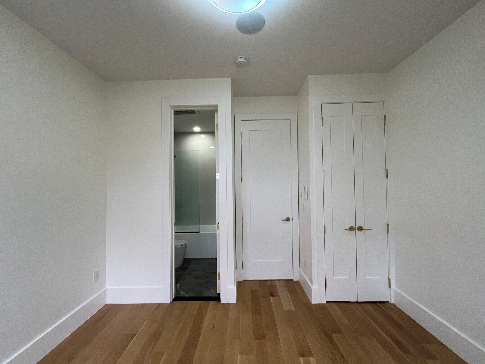 Building Photo - 51 Grace St