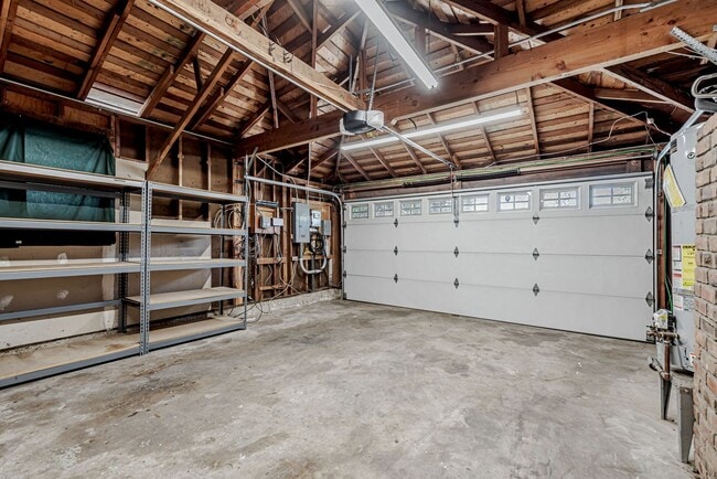 Building Photo - 14352 New Jersey Ave