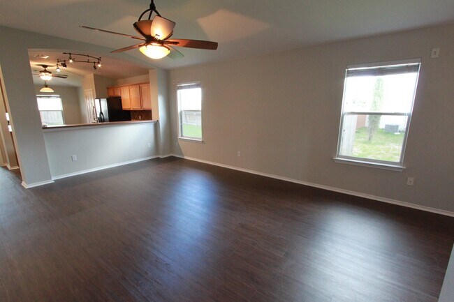 Building Photo - Hutto 3BR Gem ~ Open Layout, Large Yard & Prime Location