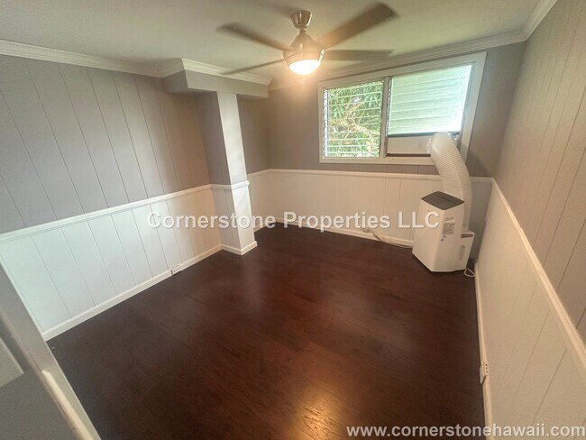 Building Photo - 805 Alewa Dr