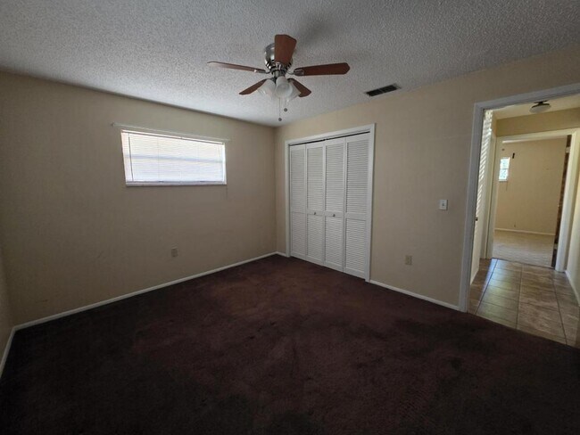 Building Photo - 2052 Deltona Blvd
