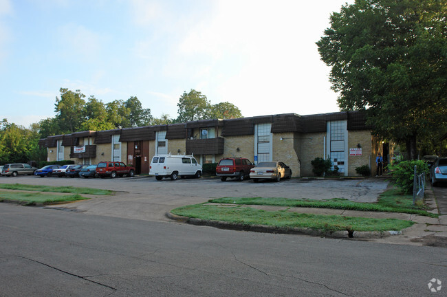Building Photo - The Fig Tree Apartments