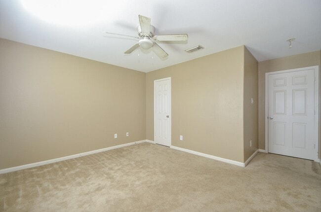 Building Photo - 7211 Towering Pine Ln
