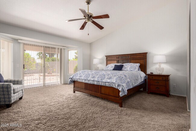 Building Photo - 9637 E Sundune Dr