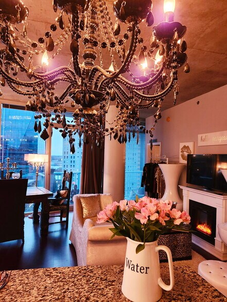 Building Photo - 950 W Peachtree St NW