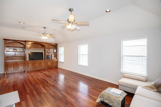 Building Photo - 2213 Jernigan Ford