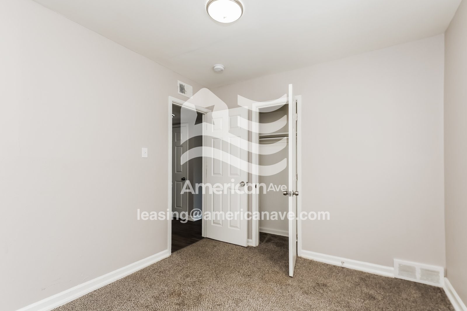 Building Photo - 649 Oakleaf Dr