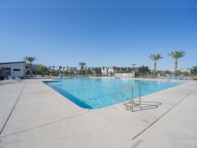 Building Photo - 3814 S 58th Dr