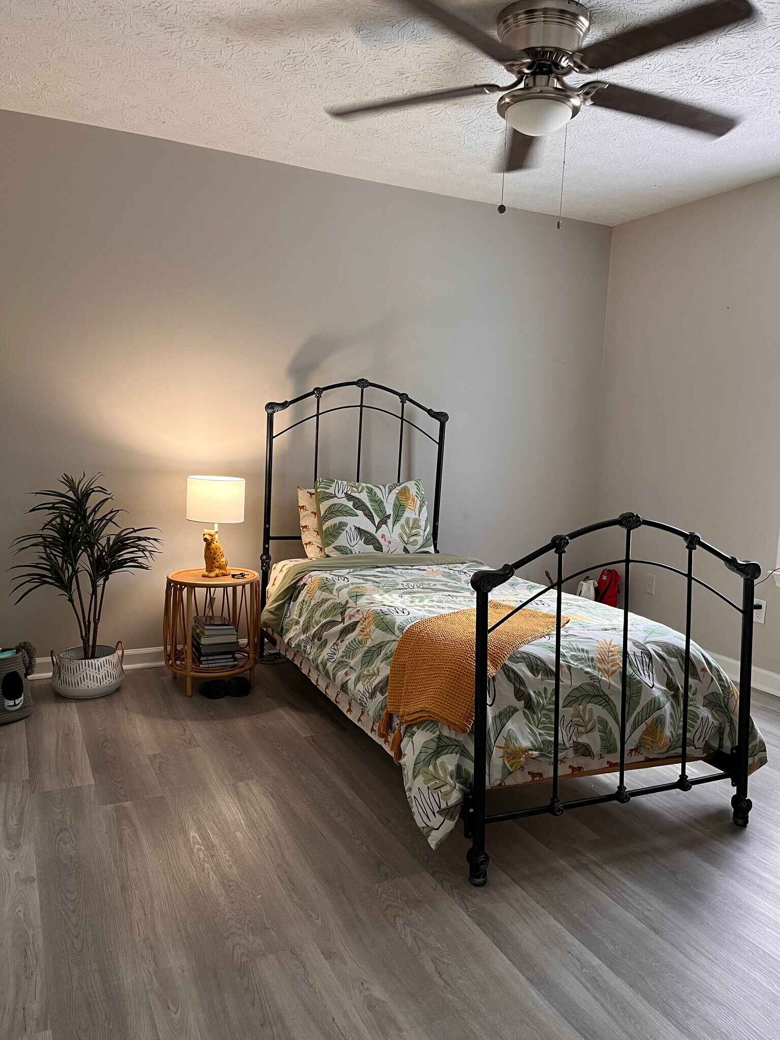 Building Photo - 681 Senoia Rd