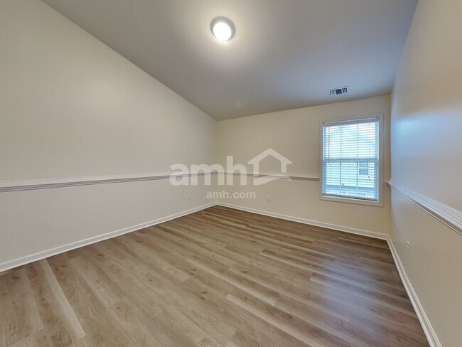 Building Photo - 5231 Apple Grove Rd