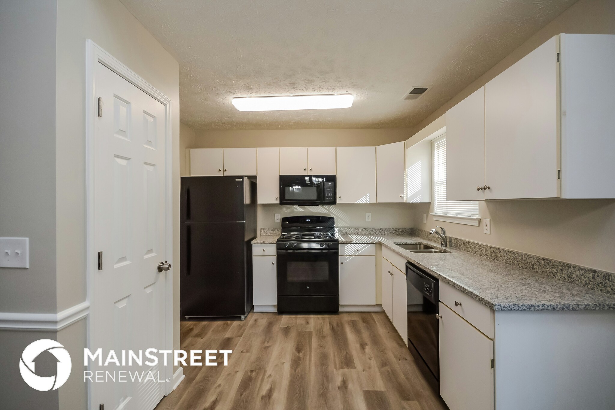 Building Photo - 6704 Etterlee Dr