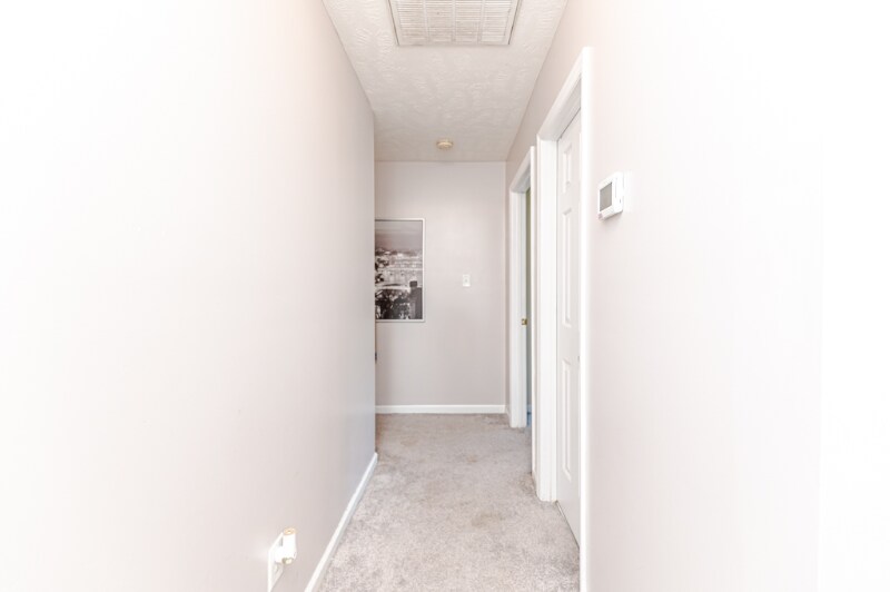 Building Photo - 174 Falling Leaf Dr