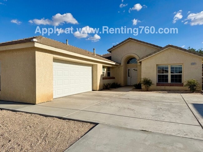 Primary Photo - Spacious 4 Bed Home in Copper Hills Neighb...