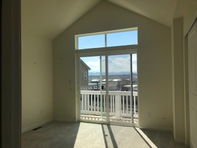 Building Photo - 2816 S Fox Ct