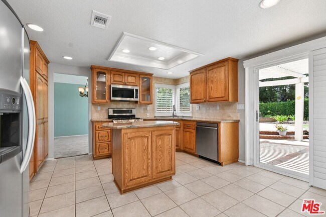 Building Photo - 2649 Rikkard Dr