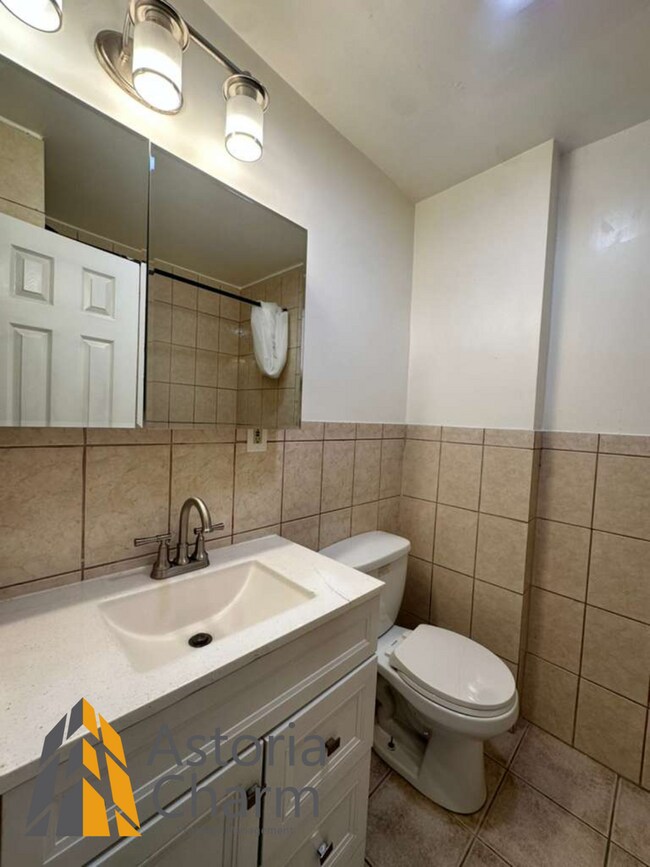 Building Photo - 3 Bedroom Home with Finished Basement and Rear Deck