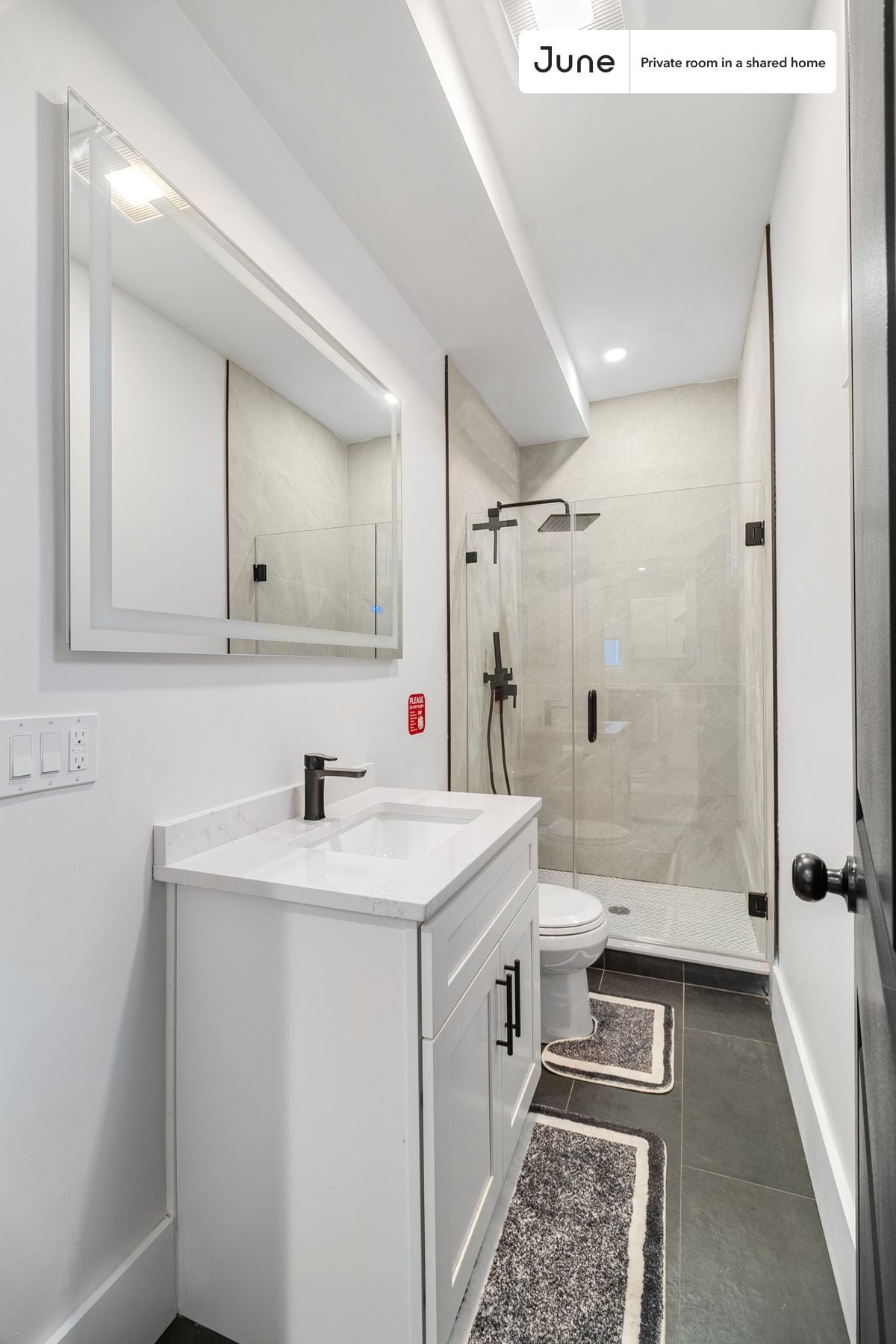 Building Photo - Room in Shared 5 bed/2 bath home in Roxbury
