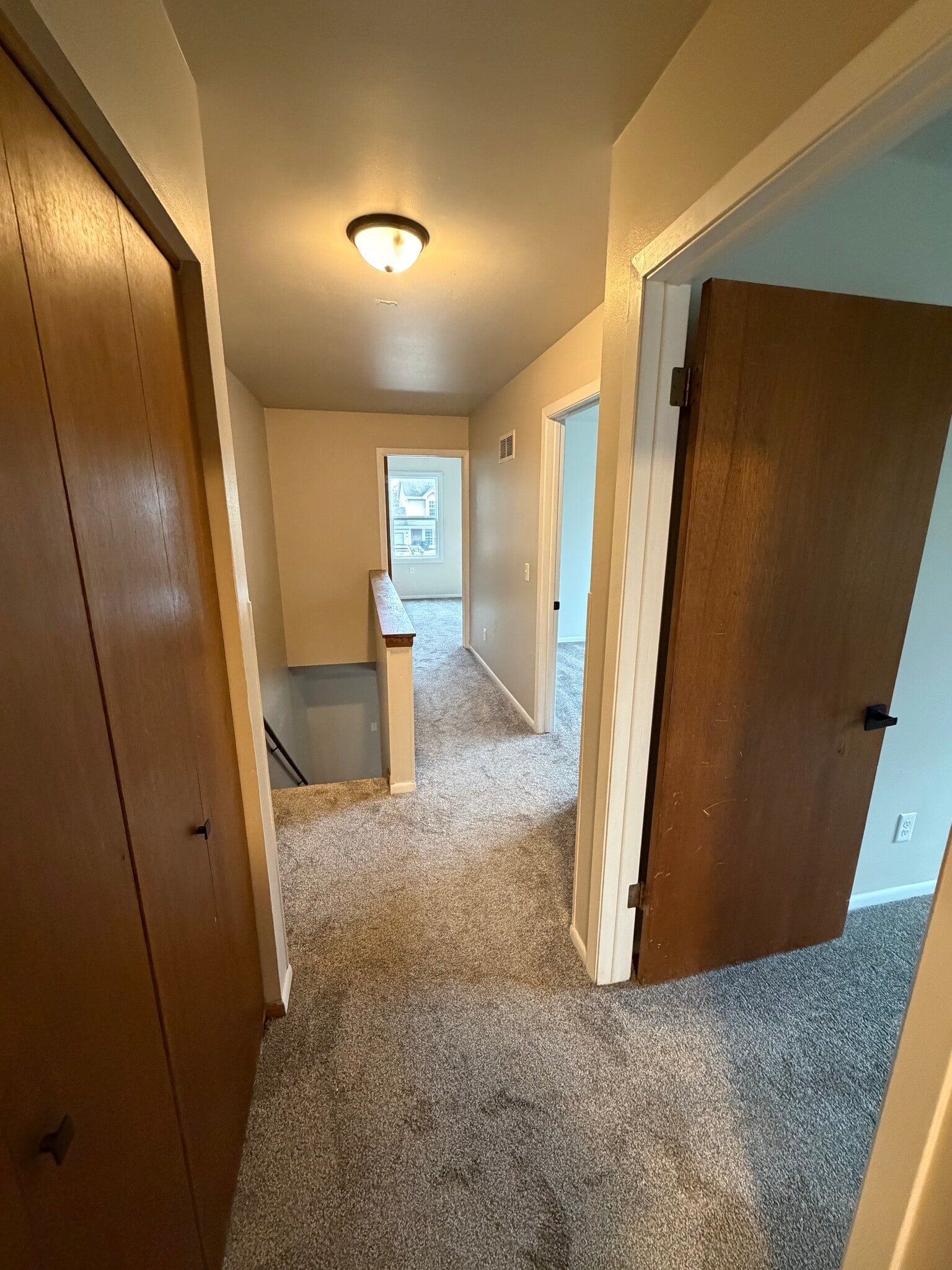 Building Photo - 316 N 8th St