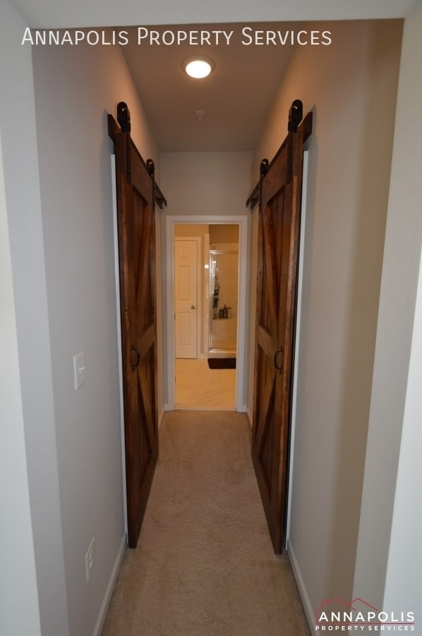 Building Photo - 533 Leftwich Ln