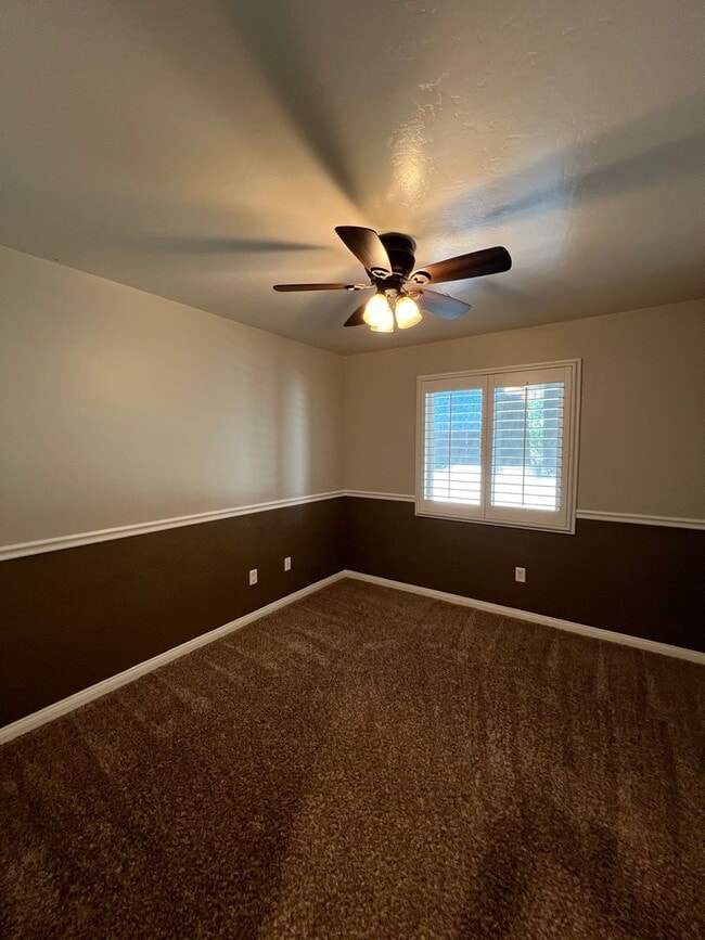 Building Photo - 13417 Cheyenne Mountain Dr