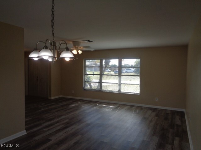 Building Photo - 905 SW 40th Terrace