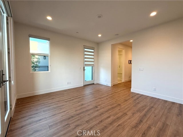 Building Photo - 273 Novel