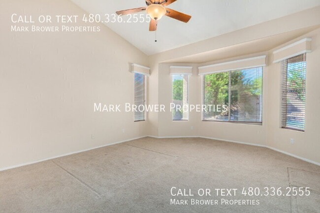 Building Photo - 4326 E Melinda Ln