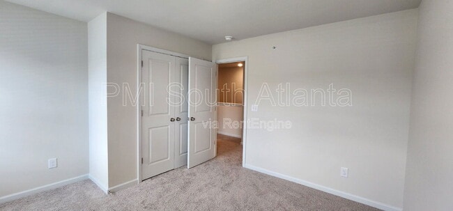 Building Photo - 336 Sinclair Ct