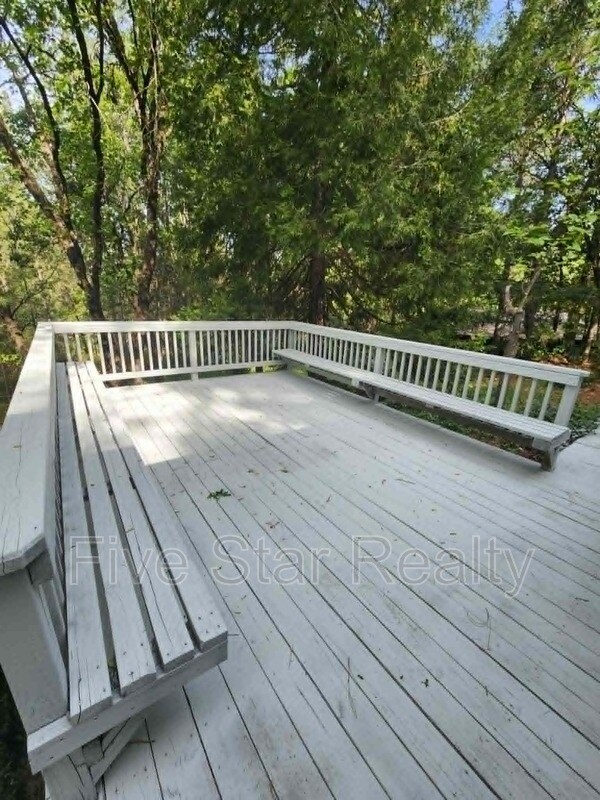 Building Photo - 12896 Rices Crossing Rd