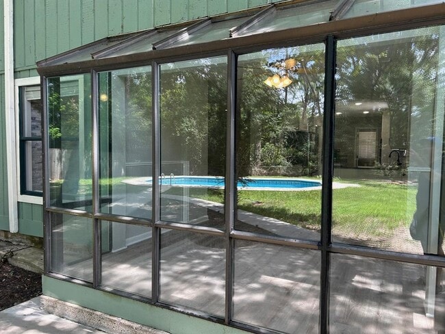 Building Photo - 2710 Timberjack Pl
