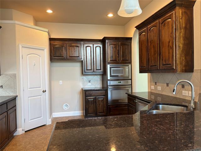 Building Photo - 6117 Mickelson Way