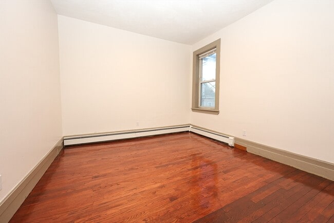 Building Photo - 6 Waumbeck St