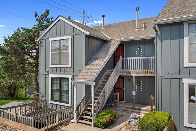 Building Photo - 12854 W 110th Terrace