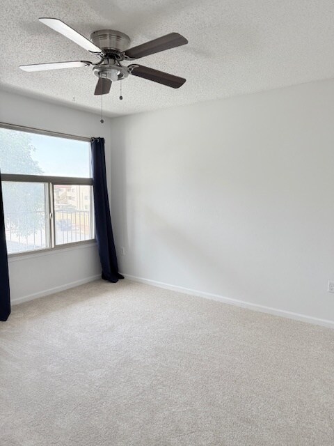Building Photo - 461 W Holmes Ave