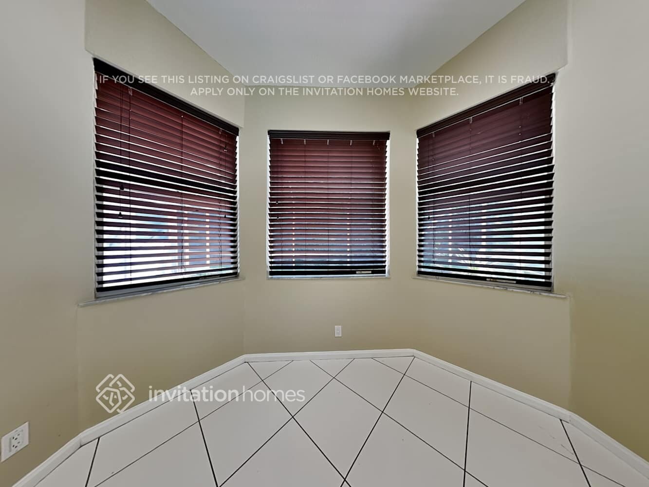 Building Photo - 5477 NW 57th Way