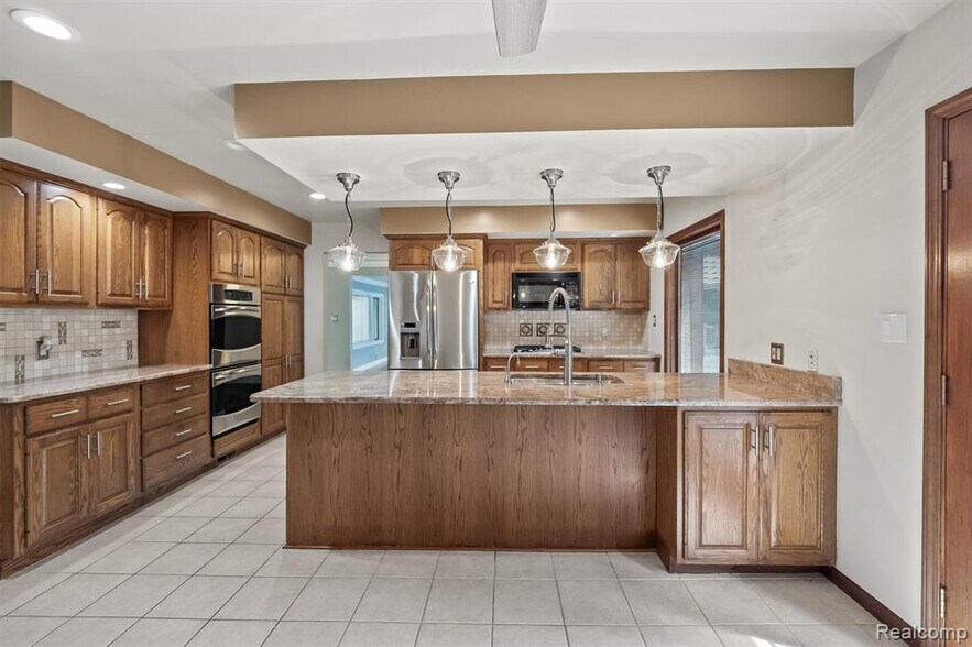 Building Photo - 3275 Chickering Ln