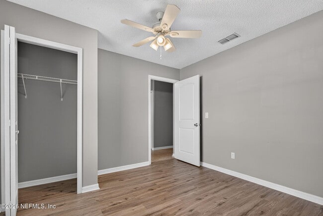 Building Photo - 3183 Wavering Ln